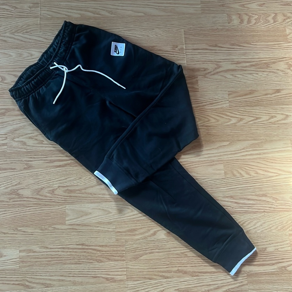 Nike Jordan jump man joggers size S